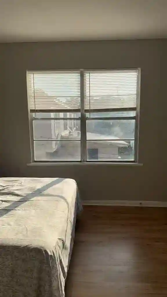 Cozy, spacious room only $480