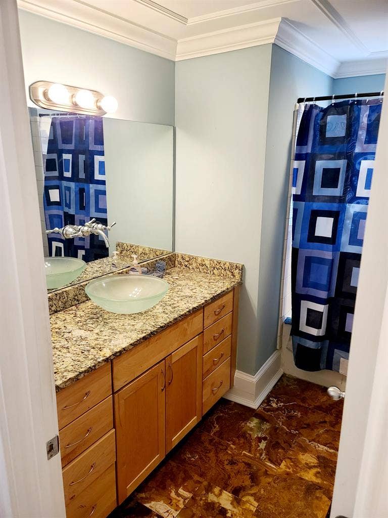Large Room in Quiet Home