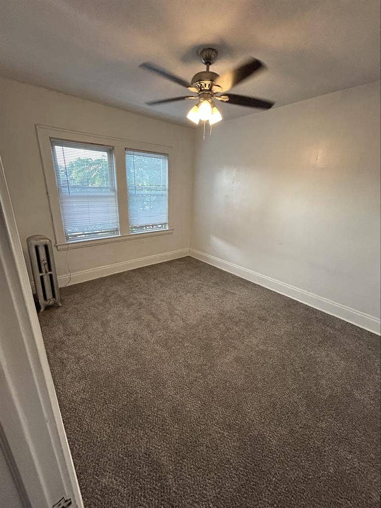 2b1b apartment room