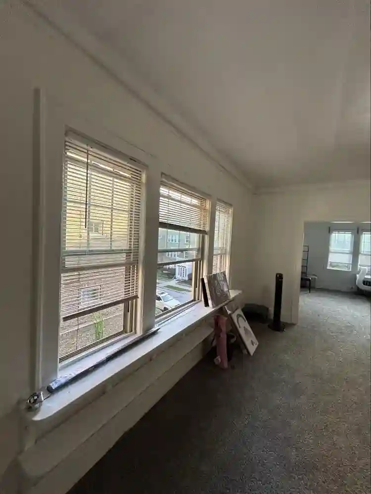 2b1b apartment room