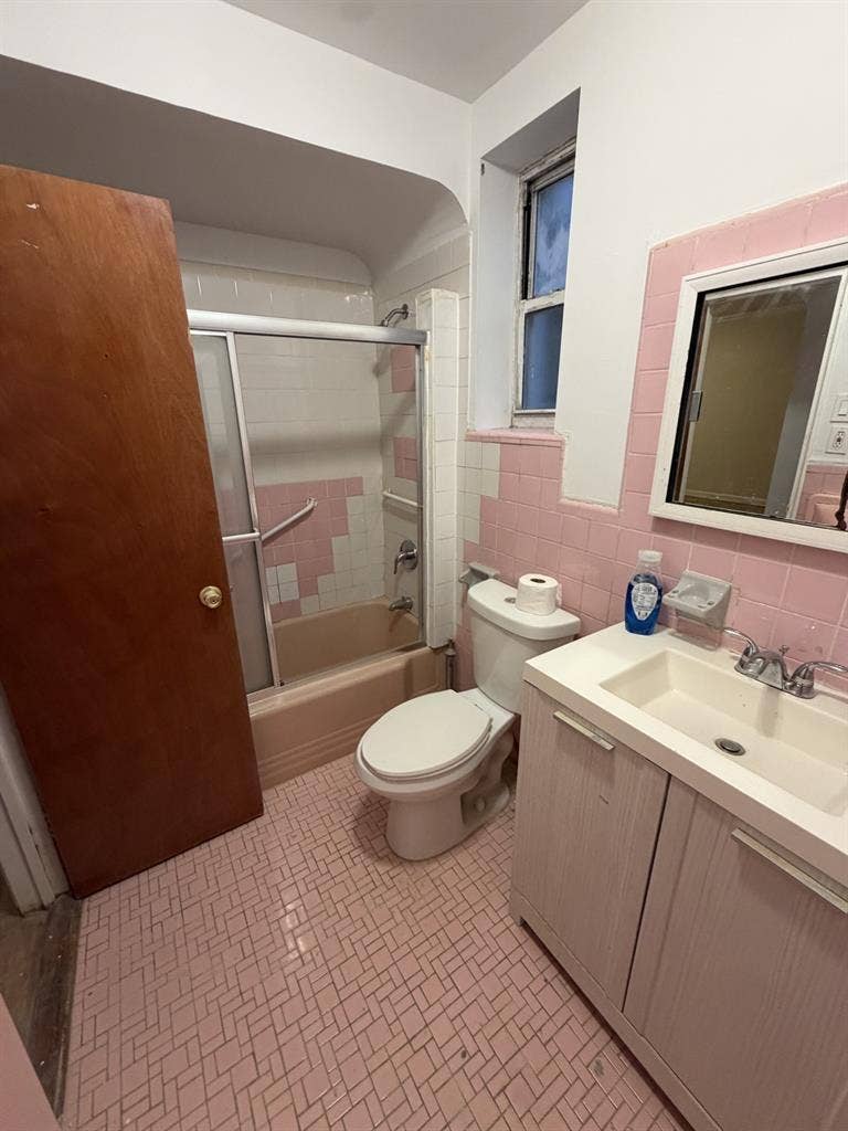 🏡❣️ Newly Renovated 2 bed 1 bath