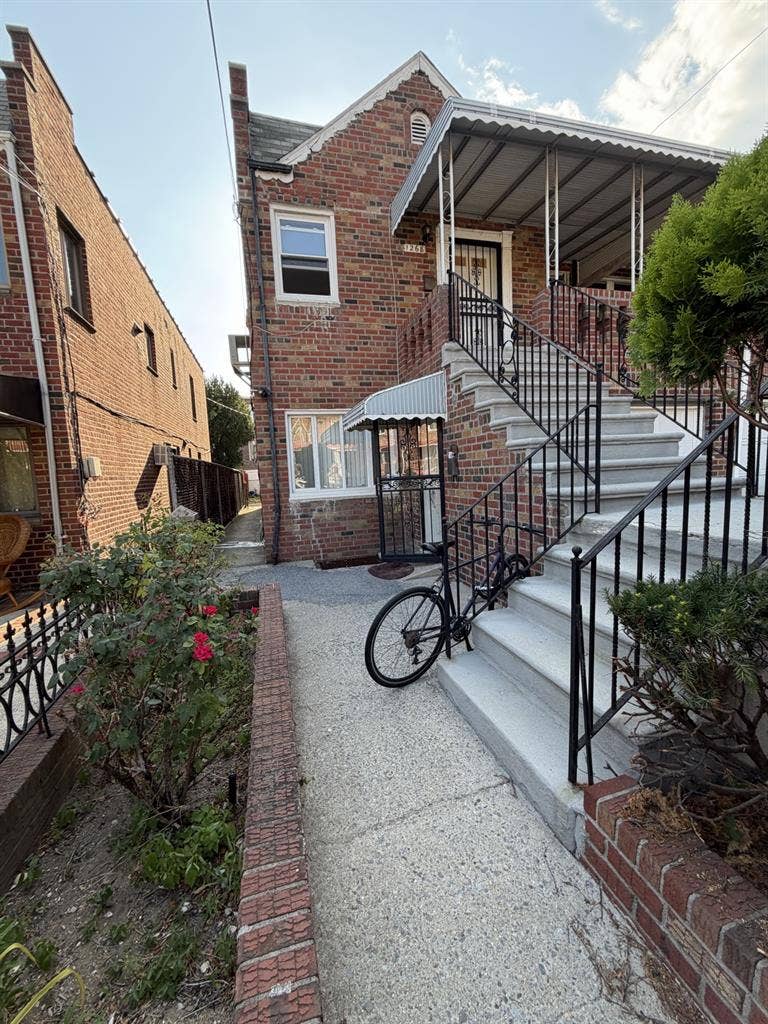 🏡❣️ Newly Renovated 2 bed 1 bath