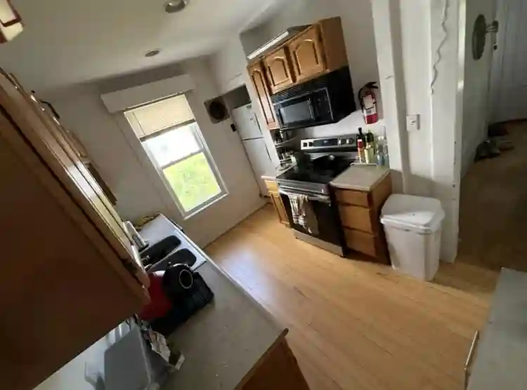 Room in Hanover Apartment