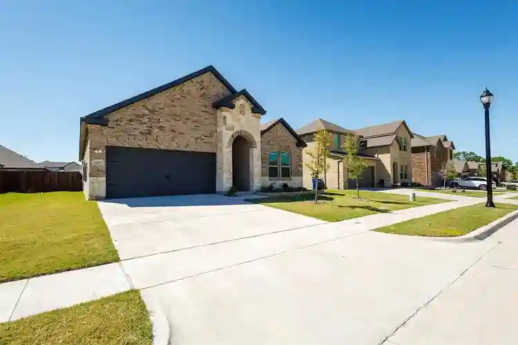 4 BR in Garland