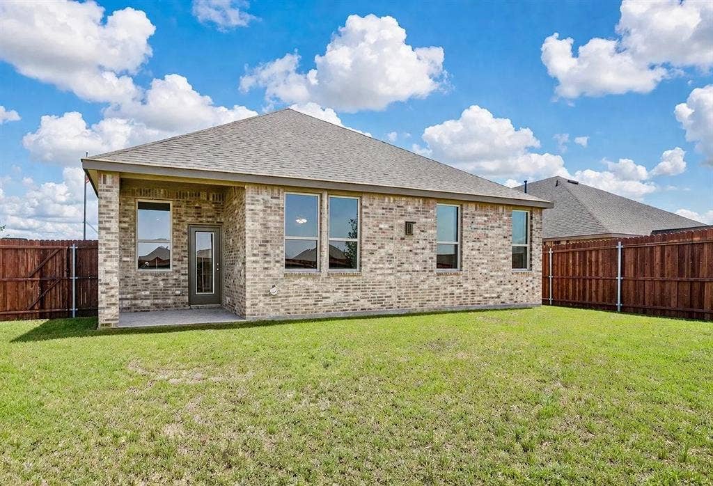 4 BR in Garland