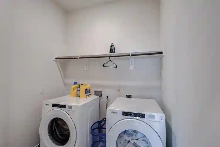 4 BR in Garland