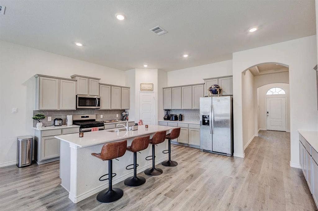 4 BR in Garland