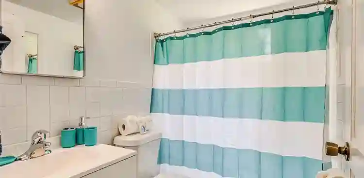 4 BR in Charlotte