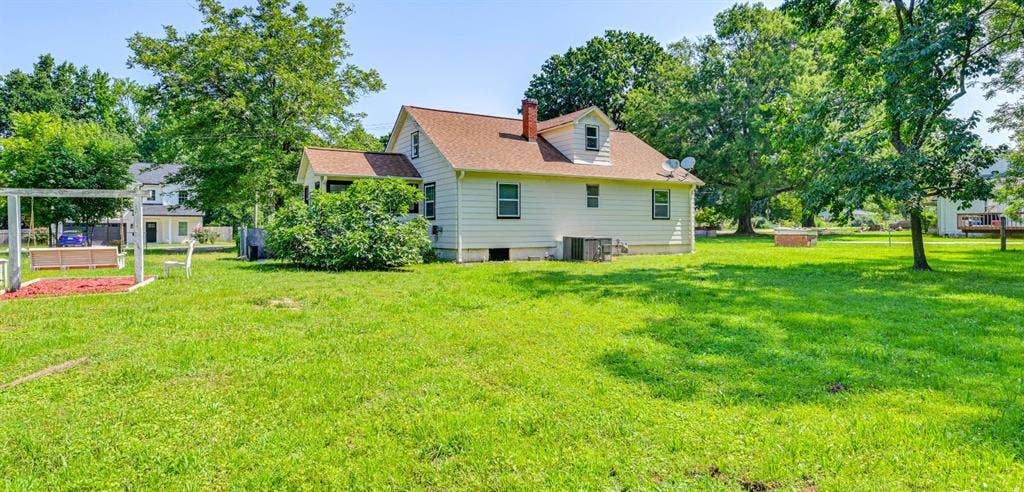 4 BR in Charlotte