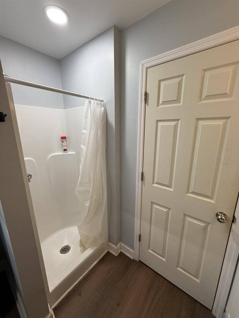 Spacious room for rent downtown