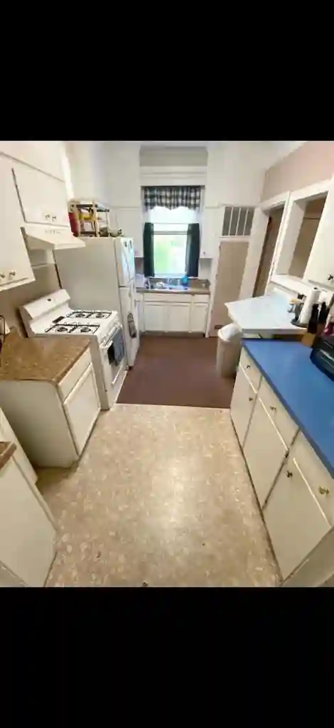 Spacious room for rent downtown