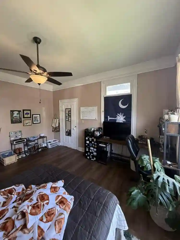 Spacious room for rent downtown