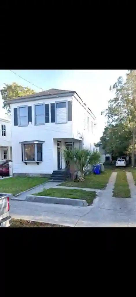 Spacious room for rent downtown