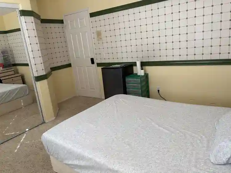 2 room available (Big and medium)