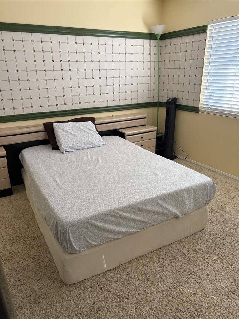 2 room available (Big and medium)