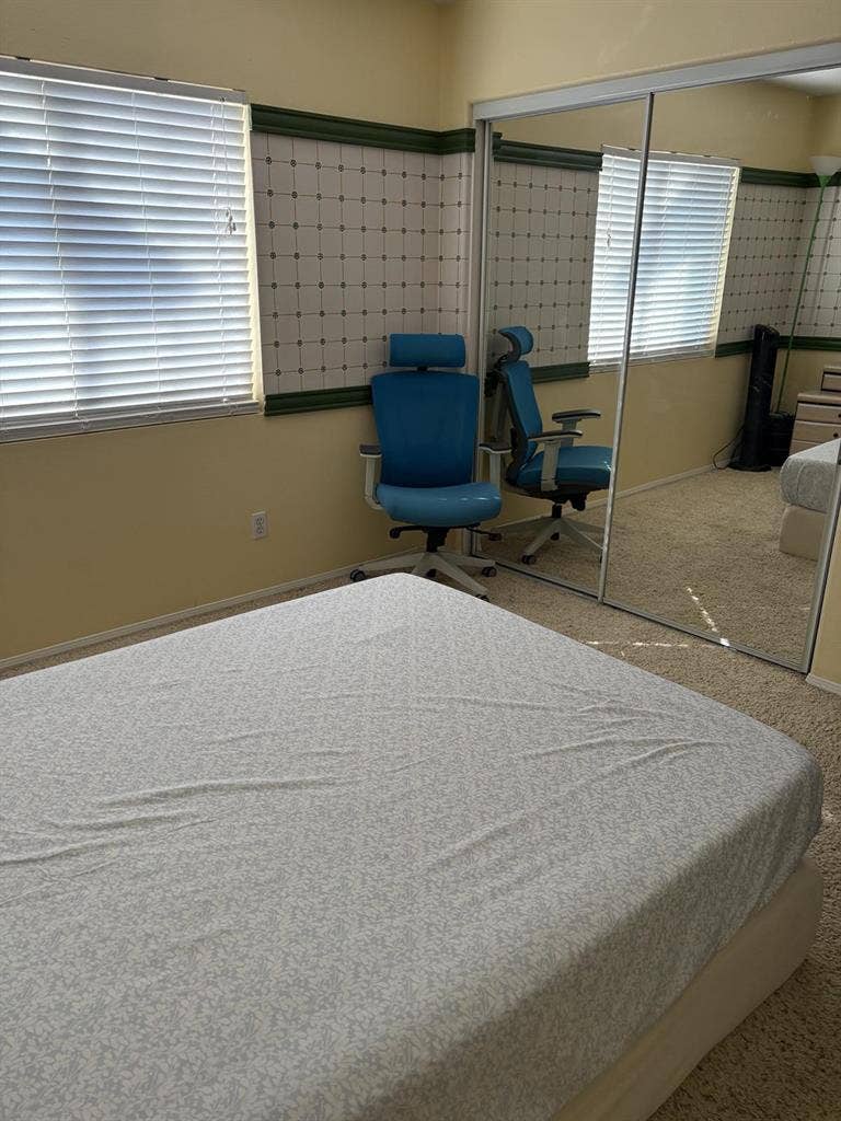 2 room available (Big and medium)
