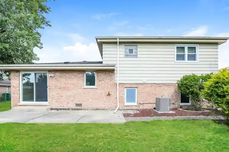 Well-Maintained Whole House Ready