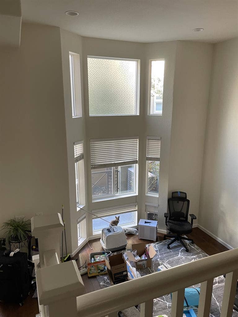 2 rooms available in 3br townhome