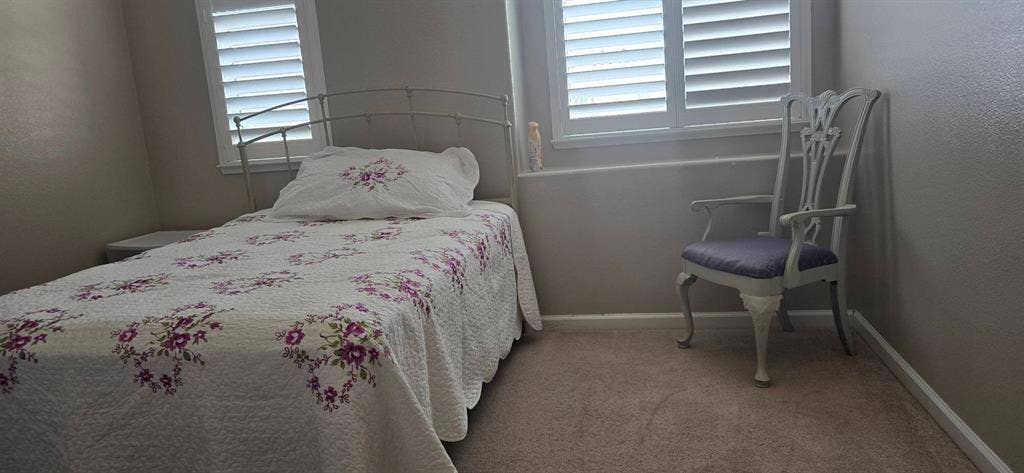 Roseville Room For Rent $1000