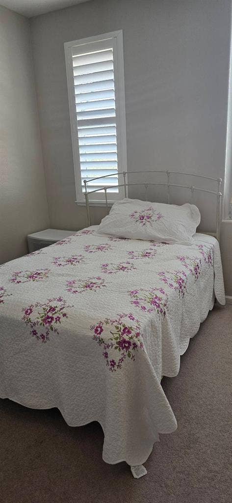 Roseville Room For Rent $1000