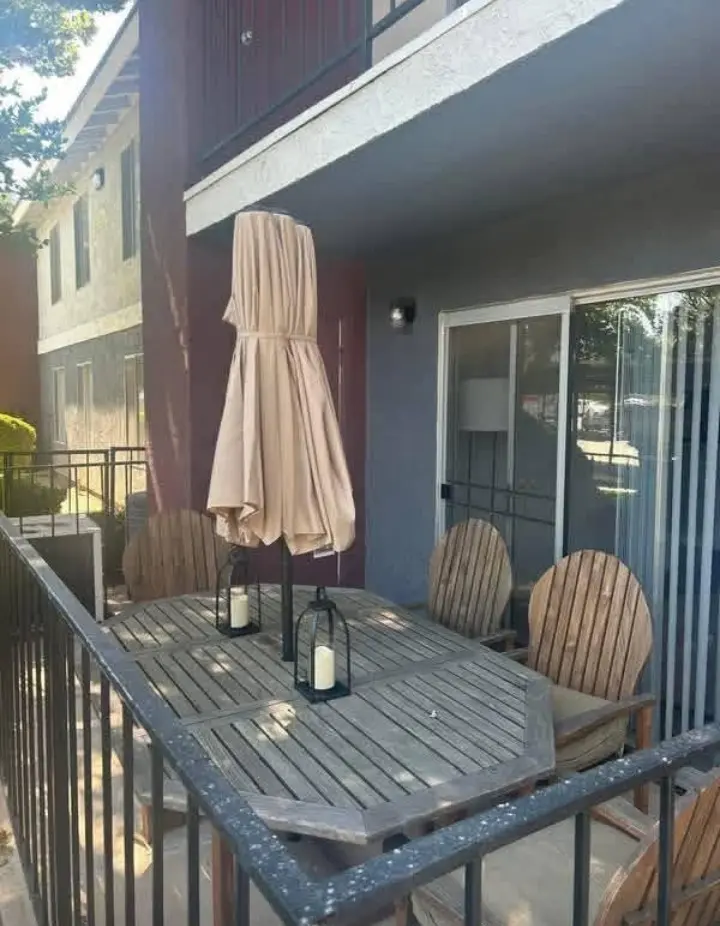 Awesome Roommate Wanted