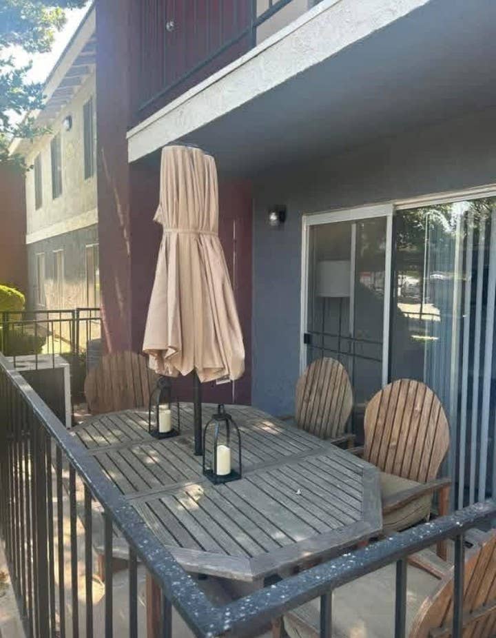 Awesome Roommate Wanted