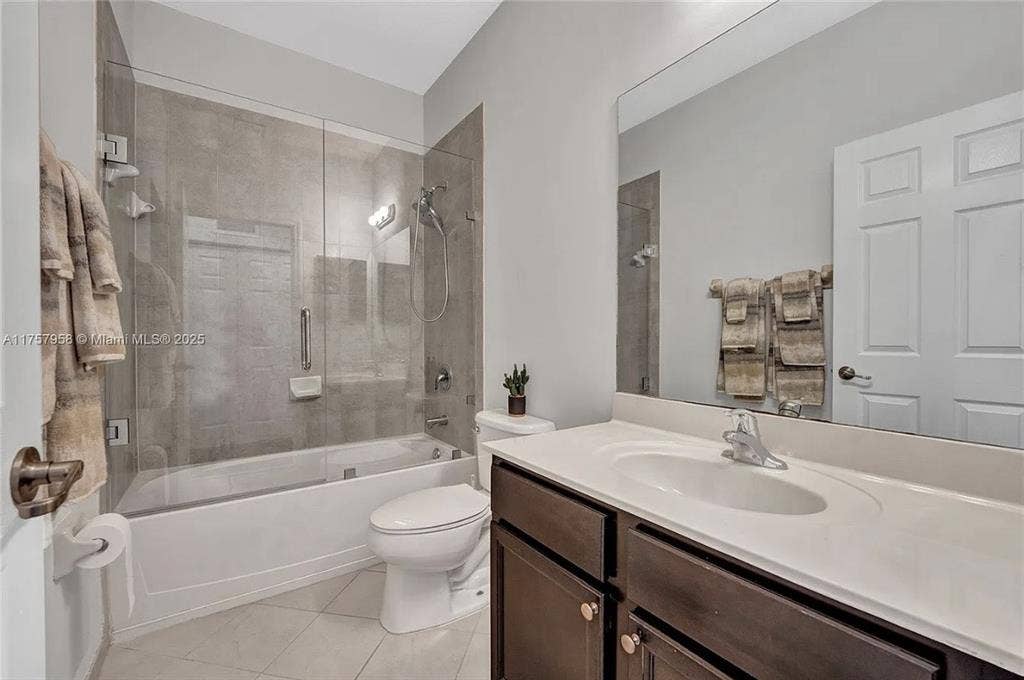 Bedroom For Rent
