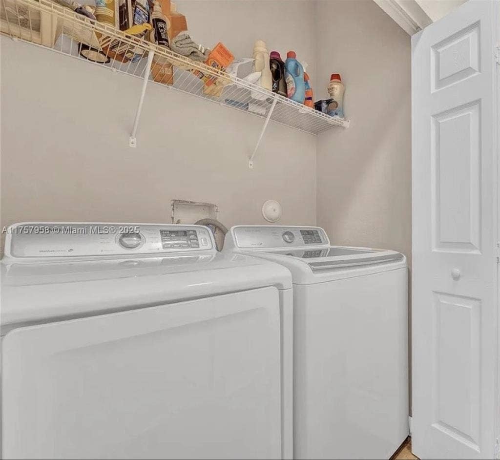 Bedroom For Rent