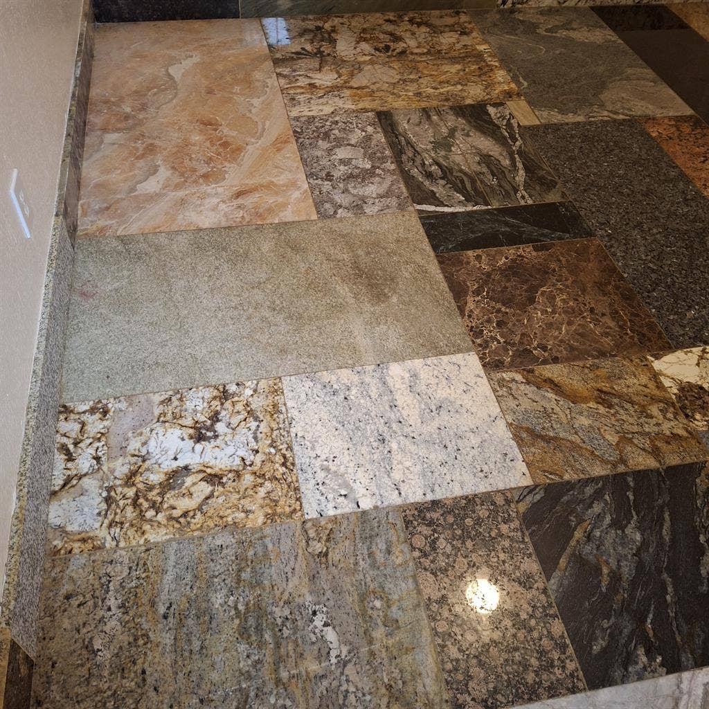Room for rent-granite/marble floors