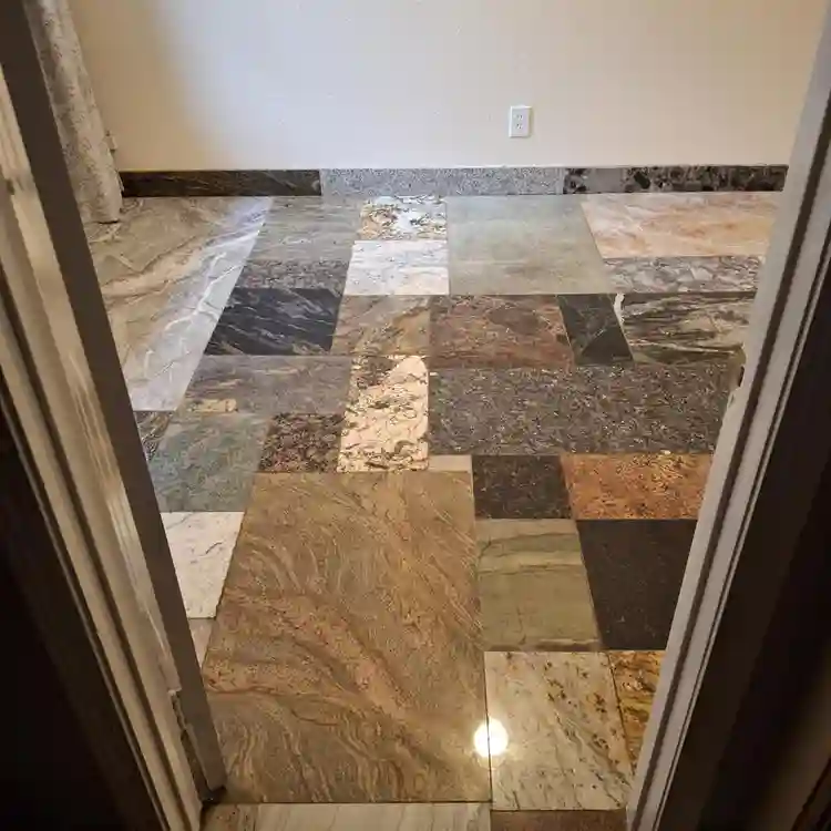 Room for rent-granite/marble floors