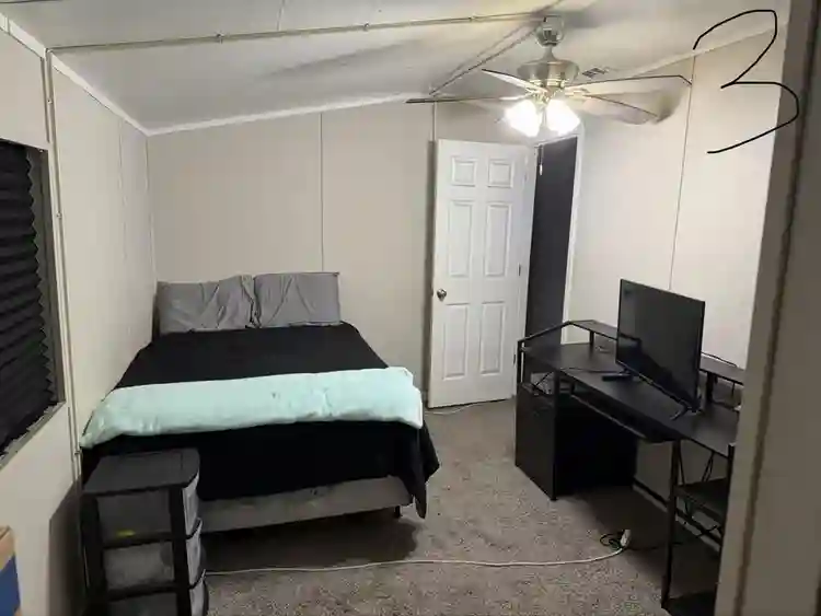 1/3 bedrooms for rent