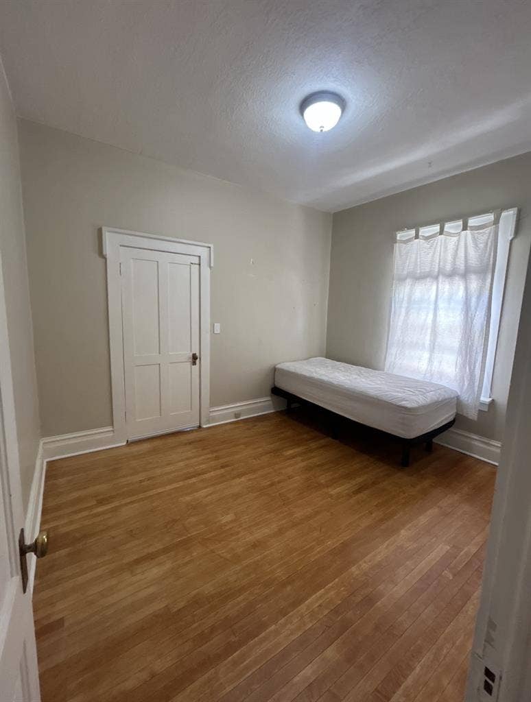 Room Close to University of Utah