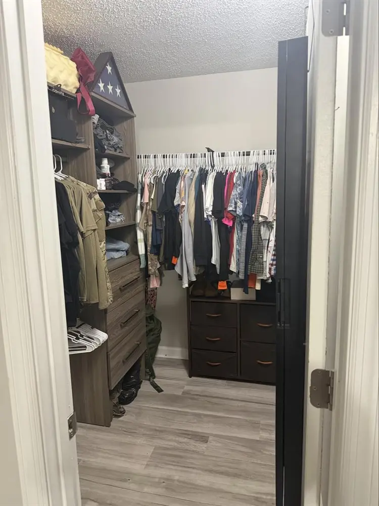 1/3 bedrooms for rent
