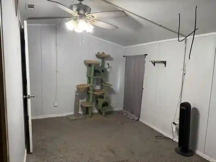 1/3 bedrooms for rent