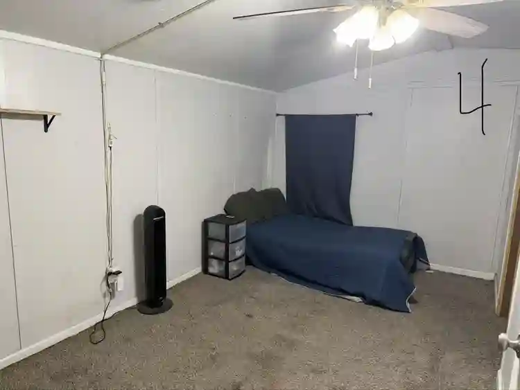 1/3 bedrooms for rent