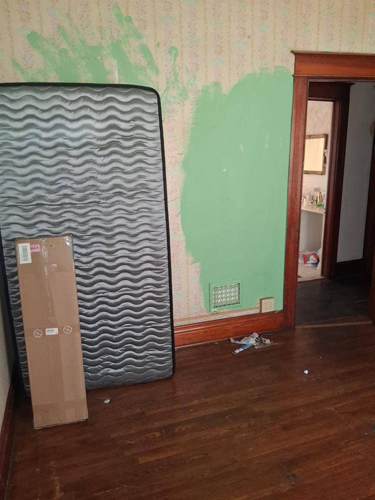 Mid sized room