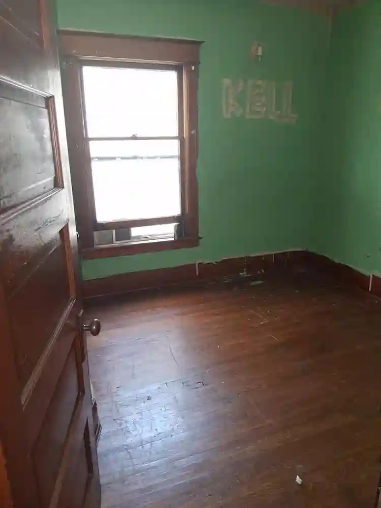 Mid sized room