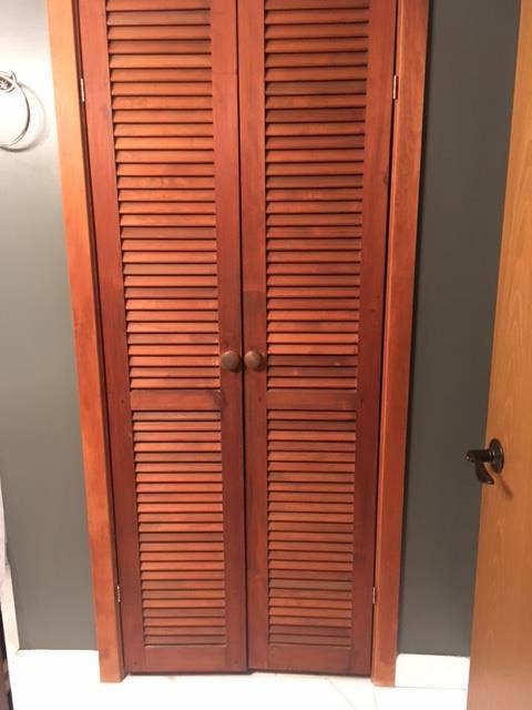 Looking for a male roommate