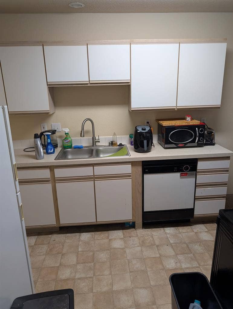 Looking for roommate ASAP