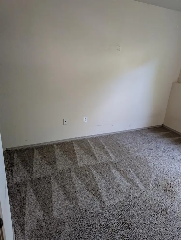 Looking for roommate ASAP