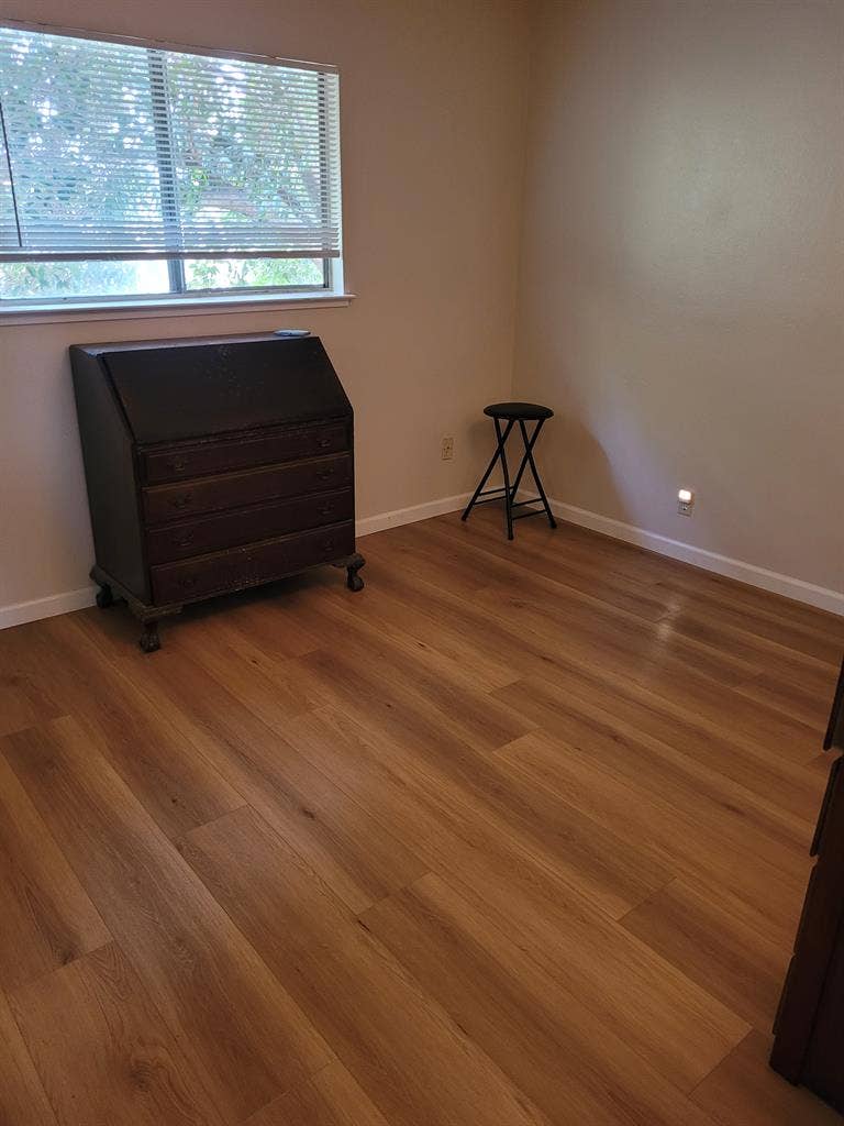 Single Room for Rent