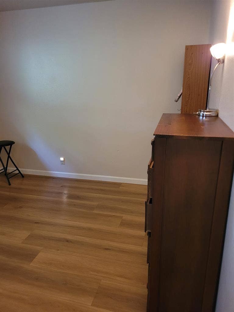 Single Room for Rent