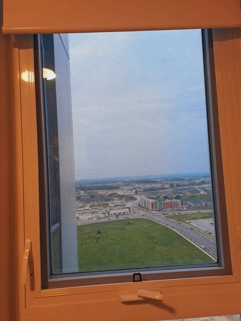 PrivateRoom,Brampton