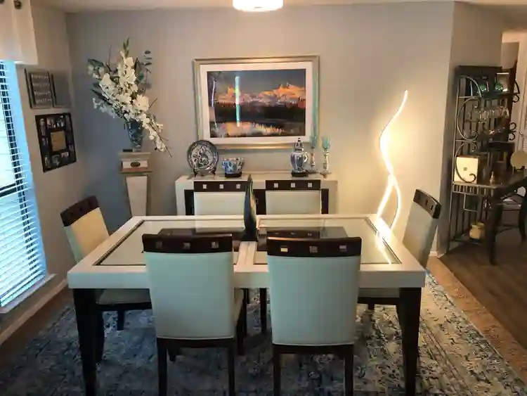 2 Bedroom Townhousre