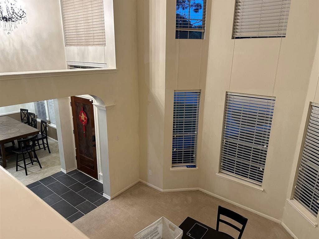 Master bedroom for rent