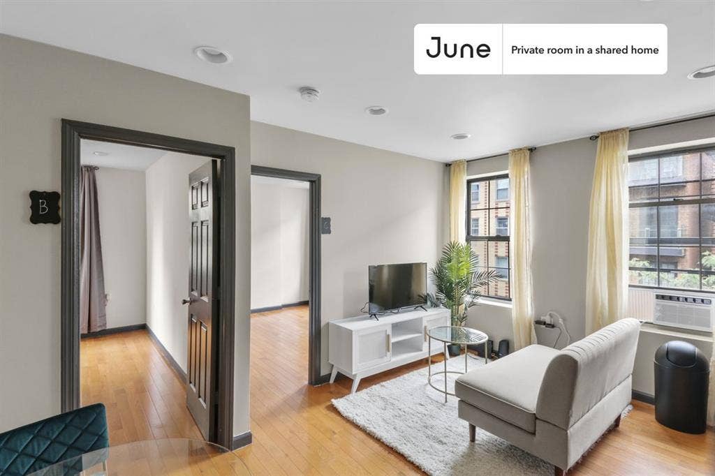 3 BR in New York City
