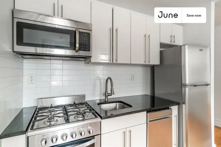 2 BR in New York City