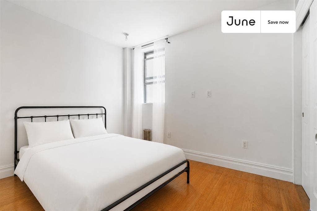 2 BR in New York City