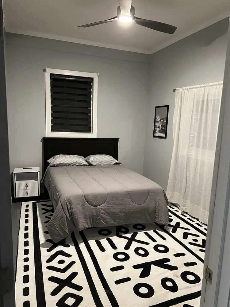 2 bed 1 bath apartment