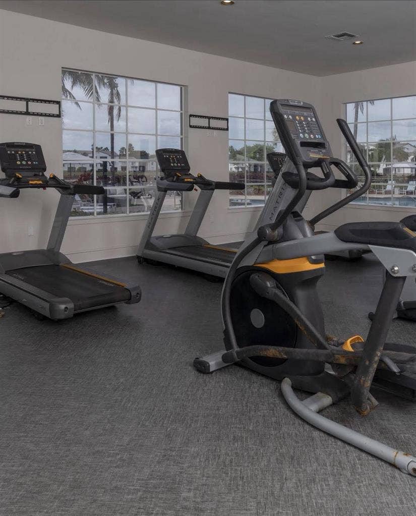 Se renta habitación en el Doral, FL
